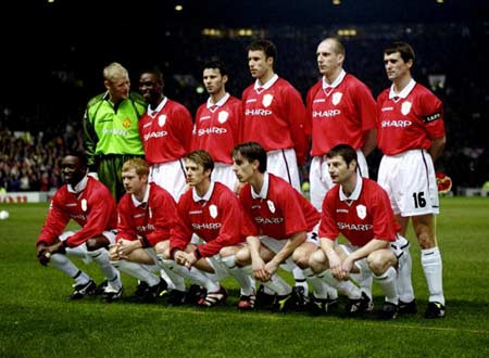 球场本应是 球场本应是